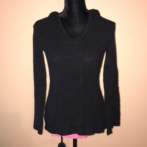 Takeout fuzzy hooded black sweater